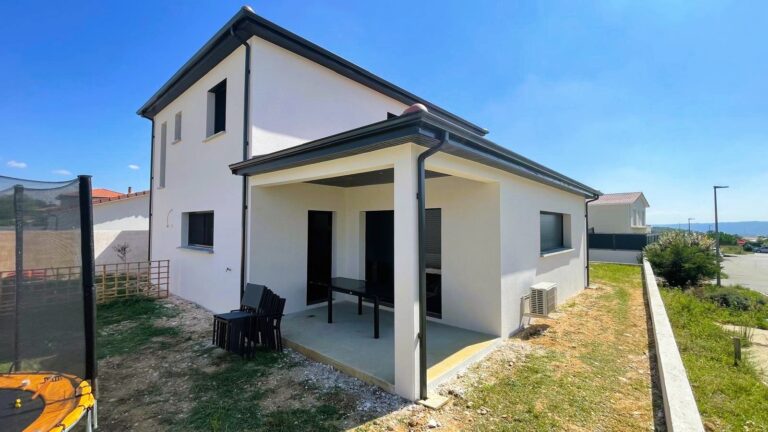 WhatsApp Image 2025-07-26 at 21.45.35 (2)