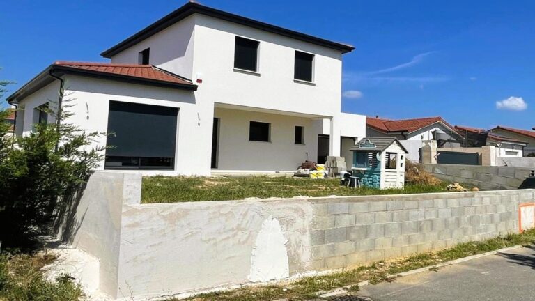 WhatsApp Image 2025-07-26 at 21.45.35 (4)